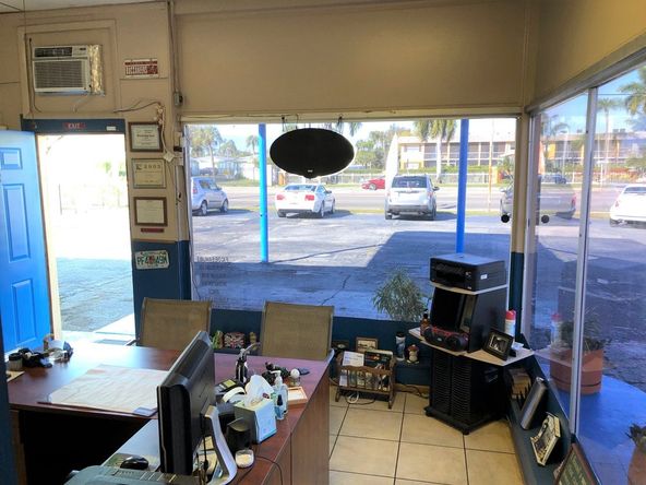 Turn Key Auto Sales Property!: 3501 14th St W, Bradenton, FL 34205